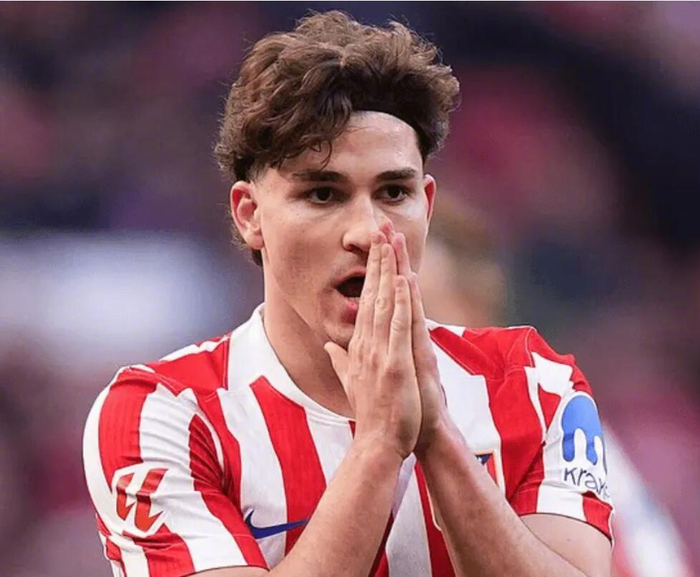 开云体育网址-切尔西召回前锋福法纳拟出售，巴黎等队关注马竞阿尔瓦雷斯|每日邮报|英格兰|卡拉古鲁克|马德里竞技|None_新浪体育_新浪新闻