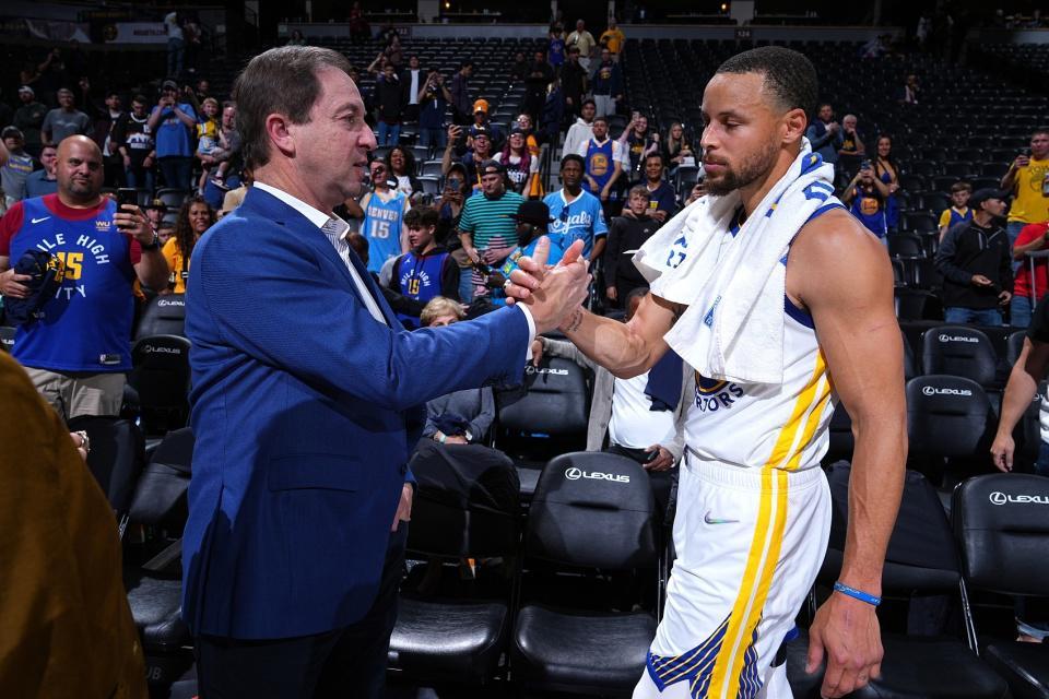 开云体育APP-16战15胜，勇士找到赢球秘诀！3公式解放库里2改变弥补巴特勒报销